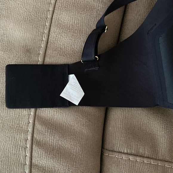 Knix Wireless Wingwoman Bra - Picture 7 of 8